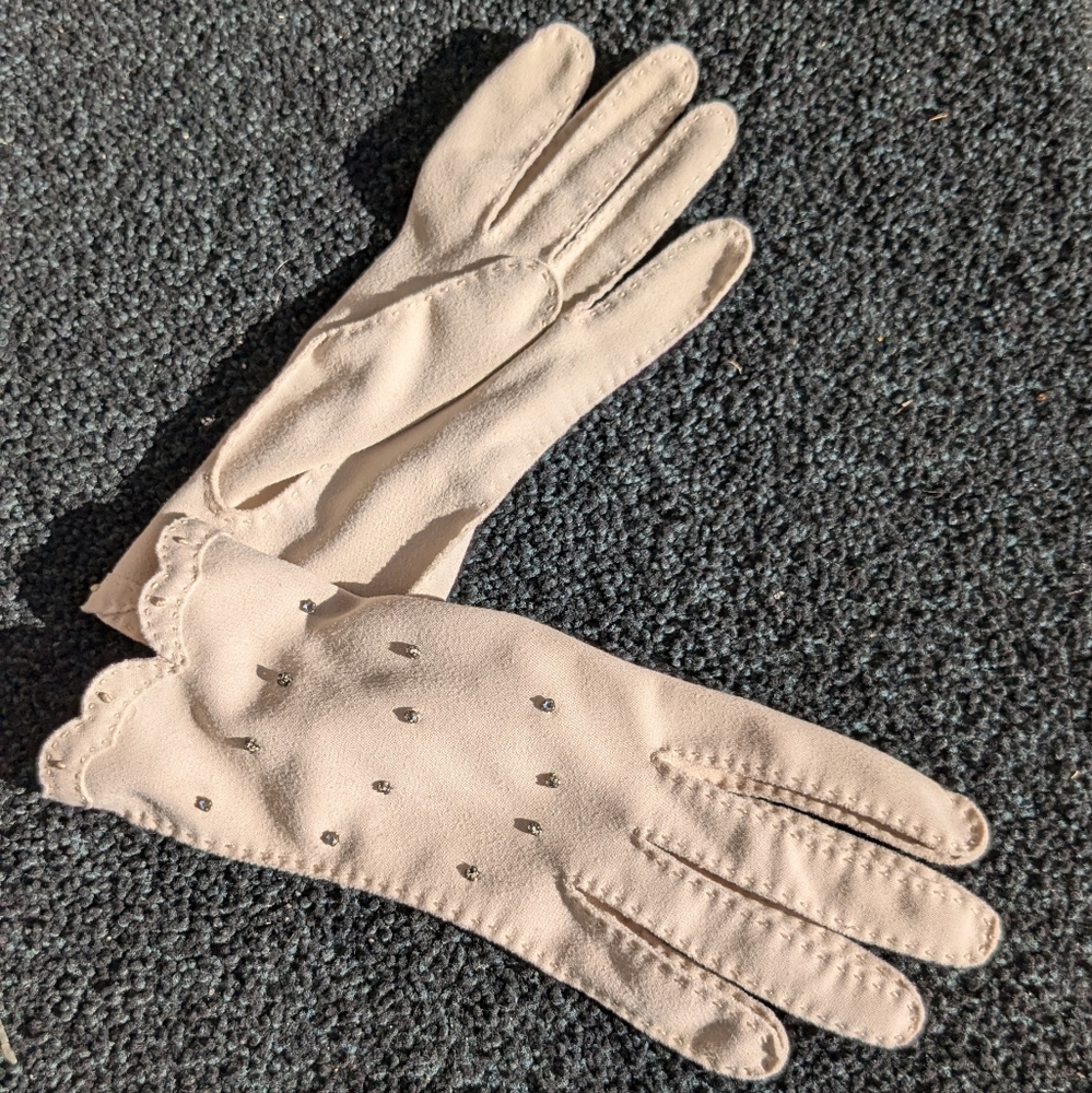 Vintage rinstone Cotton Gloves